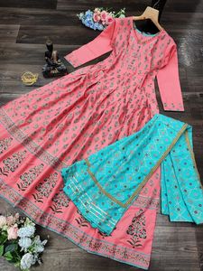 Anarkali – robe longue évasée imprimée or pour femme, tenue de fête, collection de vêtements de fête, nouvelle collection - Product Image 5