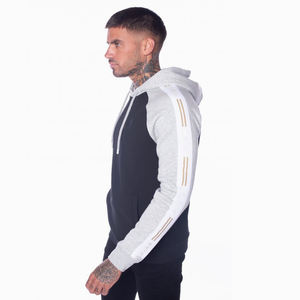 Sweats à capuche oversize en coton molletonné pour femmes, poids lourd pour l'hiver, avec logo personnalisé et design d'impression en relief 3D - Product Image 3