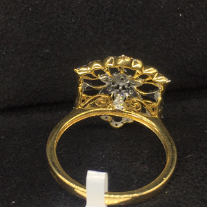 Bague florale en or 14 carats et diamants naturels Tendance éblouissante et raffinée pour accessoire de tenue de fête - Product Image 5