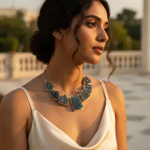 Collar de Estilo Bohemio para Mujer con Piedra Druzy Plateada, Ágata Religiosa y Perla con Cadena de Latón y Cobre para Boda y Regalo - Product Image 3