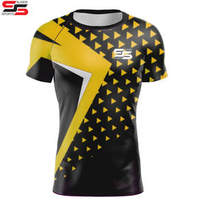 Chemises de sport à manches courtes imprimées par sublimation personnalisées, compression, protection UV UPF50+, rash guard pour hommes - Product Image 1
