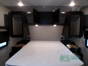 Se Vende: H-I-G-H-L-A-N-D RIDGE RANGE L-I-T-E 212FB Modelo 2022, Usado, de Alto Rendimiento, 36 pies de Largo, Capacidad de Carga de 2000 kg, Color Oscuro - Product Image 2