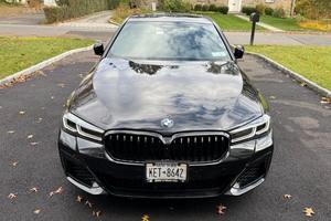 Voiture d'occasion haut de gamme 2021 B-MW M550i xDrive 523 ch Turbo V8 - Product Image 5