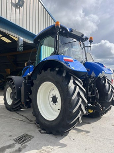 Tracteur utilitaire NEW HOLLAND T7.225 4WD 75 CV Mini ferme Agriculture Chauffage AC Radio Suspension pneumatique Moteur Engrenage Garantie 2 ans - Product Image 6