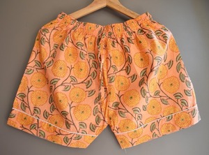 Elegante traje de noche de manga corta con estampado de algodón Ropa de dormir Conjunto de camisa y pantalón corto de verano - Product Image 5