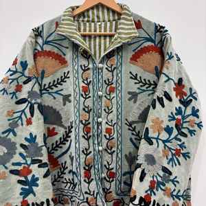 แจ็คเก็ตกำมะหยี่ปักลายซูซานีทำมือขายดี แจ็คเก็ตซูซานีสั้นสำหรับผู้หญิง แจ็คเก็ตสั้นแบบเย็บติดกัน ฟรีไซส์ - Product Image 2