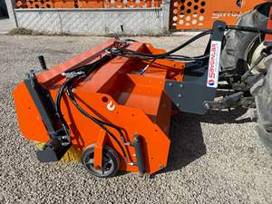 Barredora de Carreteras de Alta Eficiencia SAYGINLAR, Montada en la Parte Trasera del Tractor, con Motor y Cucharón, para Limpieza de Fábricas, Granjas y Almacenes, 1 Año de Garantía - Product Image 4