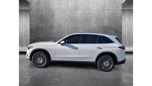 GLC 300 SUV 4MATIC 2025 Seminuevo en Excelentes Condiciones - Product Image 4