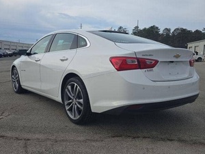 Usado 2023 Chevroletee Malibu LT - Product Image 3