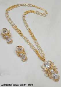 CONJUNTO DE COLGANTE DE DIAMANTE americano COLGANTE AMERICANO TRADICIONAL Y CONJUNTO DE COLGANTE CLÁSICO CHAPADO EN ORO PARA MUJER Y NIÑA Y CONJUNTO DE JOYERÍA - Product Image 6