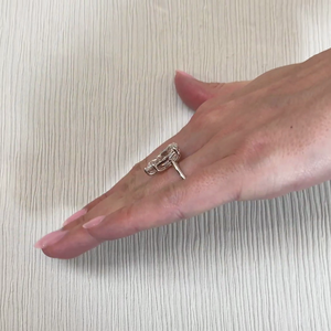 Bague de fiançailles solitaire pour femme avec diamant de laboratoire de 7,00 carats, forme poire, certification IGI D-E-F VVSVS - Product Image 5