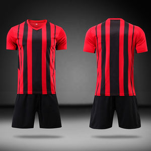 Uniformes de Fútbol Personalizados al por Mayor, Camisetas y Pantalones Cortos de Alta Calidad para Equipos Profesionales, Servicio OEM, Producción en Masa, Secado Rápido - Product Image 2