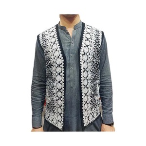 Gilet en laine pour homme sur mesure de haute qualité, respirant, séchage rapide, style décontracté automne, sans manches, avec broderie et dentelle décorative - Product Image 4