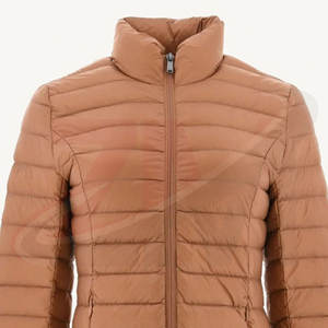 เสื้อแจ็คเก็ตพัฟเฟอร์ผู้หญิงไซส์ใหญ่ ระบายอากาศได้ดี ดีไซน์ล่าสุด คอตั้ง ปรับแต่งขนาดและสีได้ - Product Image 4