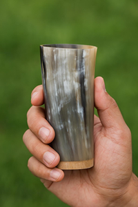 Mug en corne naturelle écologique, fait à la main, rustique, pour boire de la bière, du café, du thé, mug durable - Product Image 4