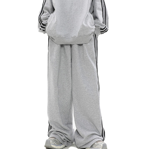 Chándal personalizado para hombre, conjunto de ropa de entrenamiento para correr, pantalones de chándal informales de pierna ancha y sudaderas con capucha, chándal para correr personalizado para hombre - Product Image 4