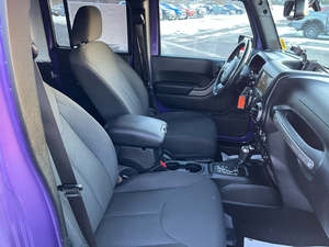 EN EXCELENTES CONDICIONES, Jeep Wrangler JK Unlimited Sport S 2018, 4x4, Transmisión Automática - Product Image 2