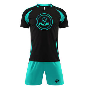 Ensembles d'uniformes de maillot de football de confort respirant de meilleure qualité conception personnalisée Jeunes hommes joueurs Service OEM de coupe automatisée - Product Image 2