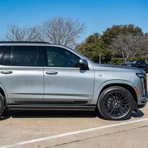 Cadillac Escalade 4WD Sport Platinum Usado 2025 - Product Image 1