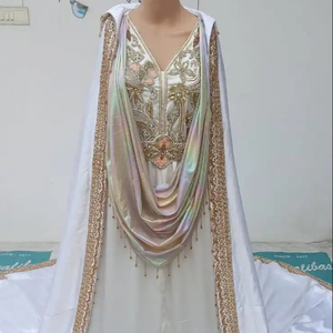 NOUVEAU DERNIER & BELLE BRODERIE ZARI SUR ROBE CAFTAN BLANCHE AVEC TRAIL AVEC ORNÉ DE PERLES DE VERRE, PIERRE, DABKA WORK @ 2024 - Product Image 1