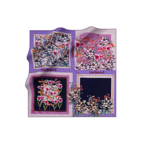 ผ้าโพกศีรษะและผ้าพันคอโพลีผ้าลายดอกไม้ - Product Image 1