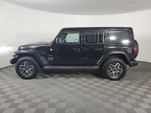 Jeep Wrangler Sahara 4 portes 2024 d'occasion, propre, transmission intégrale, conduite à gauche, intérieur foncé, régulateur de vitesse adaptatif, sièges en tissu, automatique, jantes R19 - Product Image 2