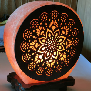 โคมไฟตั้งโต๊ะไฟฟ้าไร้สายแบบเหนี่ยวนำหรี่โคมไฟเกลือสีชมพูตาข่ายดักฝันดีไซน์ร่วมสมัยสินค้ามาใหม่ - Product Image 3