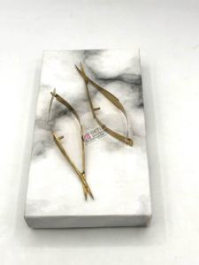 Tijeras Profesionales Curvas de Plasma Dorado para Cejas, de Acero Inoxidable, con Logotipo y Color Personalizados, Herramienta de Belleza - Product Image 3