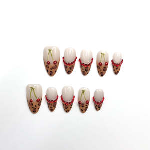 Uñas postizas de lujo con diseño de cereza, cortas, estilo ataúd, 24 unidades, acrílicas, con diseño de dibujos animados para dedos. - Product Image 1