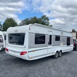 2016 Lmc 655 Caravane à lit fixe à 6 couchettes - Product Image 1