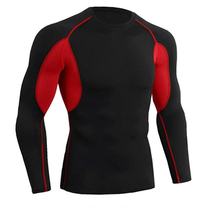 Set completo di compressione da uomo di colore nero e rosso completo di <span class=keywords><strong>tuta</strong></span> da Fitness a maniche lunghe da allenamento da uomo Set di abbigliamento sportivo a compressione <span class=keywords><strong>stretta</strong></span> - Product Image 5