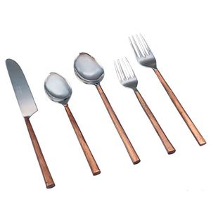 Combina el calor de las mangos de madera natural con la resistencia del acero inoxidable de alta calidad. - Product Image 2