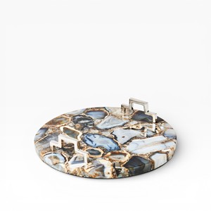 Plateau de service rectangulaire en agate naturelle brune avec motif de tranches de cristal et poignées en métal doré contemporaines - Product Image 4