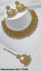 EL ÚLTIMO COLLAR DE GARGANTILLA CUADRADO CHAPADO EN ORO A LA MODA ANTIGUO CON CONJUNTO DE PENDIENTES MANGTIKKA Y CONJUNTO DE JOYERÍA MUJER - Product Image 4