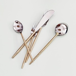 Ensemble de couverts d'ustensiles polis miroir argent et or avec long manche rond ensemble de couverts en acier couverts en acier couverts en acier inoxydable - Product Image 4