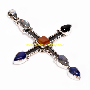 Pendentif croix en argent sterling 925 fait main avec pierres précieuses multiples |   Bijoux en labradorite, lapis-lazuli, onyx noir et cornaline - Product Image 5