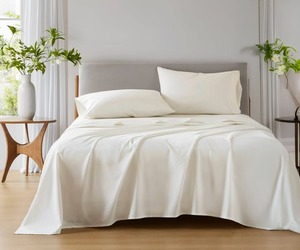 Fournisseur indien Ensemble de draps Queen Size 300 TC 4 pièces Draps de lit de luxe en ivoire avec emballage personnalisé en provenance d'Inde - Product Image 1