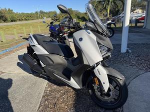 Motocyclette XMAX 2024 - Product Image 2