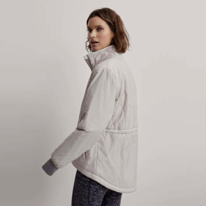 Elegant Slim-Fit <b>Puffer</b> Coats for <b>Women</b> Lightweight and Insulated Winter <b>Jackets</b> for Casual Fashion Comfortable <b>Puffer</b> <b>Jackets</b> - Product Image 3