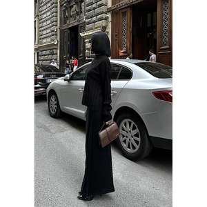 Ensemble Darcy 9969 : Blouse et Jupe Respirants en Maille pour l'Automne – Tissu Tricoté Confortable - Product Image 2