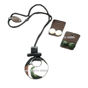 Mejor diseño multicolor alto acabado resina joyería mujer pendientes conjuntos de joyería de moda pendientes accesorios Navidad - Product Image 1