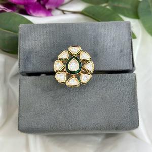 Bague ajustable élégante en laiton plaqué or de qualité supérieure avec zircon Polki Kundan pour collection de mariage femme - Product Image 1