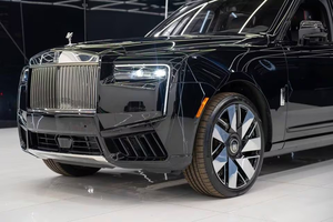 RollRoyc Cullinan hybride turbo 2024 d'occasion, conduite à gauche, sièges en cuir, caméra arrière, écran tactile, phares au xénon, R15 - Product Image 3