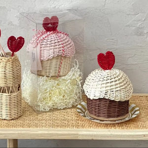 Pastel de crema de ratán - Product Image 1