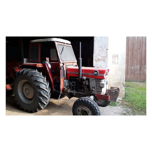 Tractor Massey Ferguson 5700 110hp, máquina agrícola diésel duradera para nivelación del suelo, trabajo de cultivo y cultivo de campo - Product Image 3