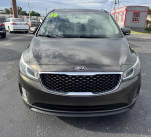 Kia Sedona LX 2018 Usada, Volante a la Izquierda, Origen Estadounidense - Product Image 3