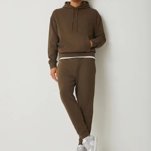 Conjunto Deportivo Ligero para Hombre, Chaqueta y Pantalones Transpirables de Secado Rápido para Gimnasio, Entrenamiento, Correr y Uso Diario - Product Image 1