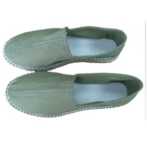 รองเท้าผ้าใบสีพิเศษสำหรับฤดูร้อน - Product Image 2