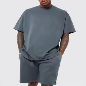 Ensembles courts pour hommes Ensemble deux pièces d'été décontracté à manches courtes T-shirts et shorts Ensemble t-shirt et short au prix de gros - Product Image 1