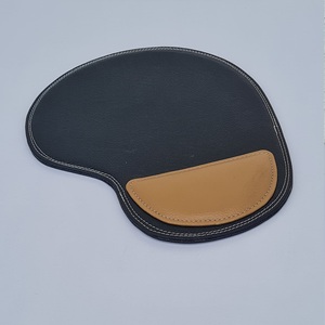 Alfombrilla de ratón Premium personalizada con soporte de muñeca Modelo de la marca ADORA Diseño rectangular duradero de ADAMP-0091 - Product Image 2